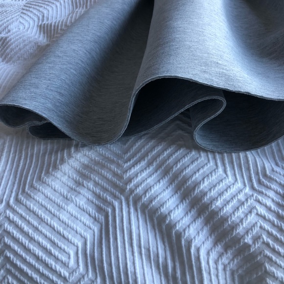 Dress - Picture 4 of 5